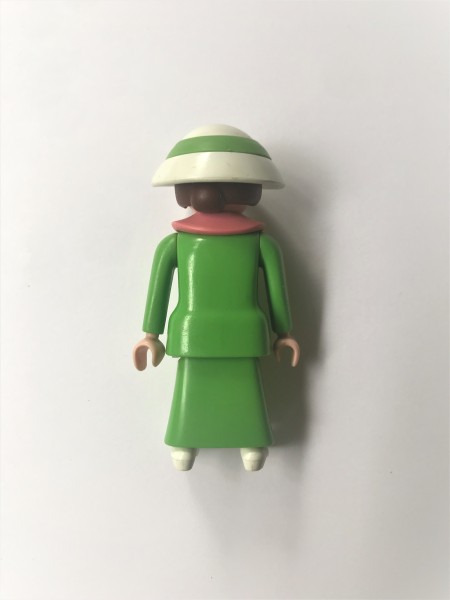 Femme, robe vert clair, chaussures blanches Playmobil 5323