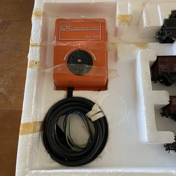 SET TRAIN ROCO 4020 HO  AVEC LOCOMOTIVE BR 169