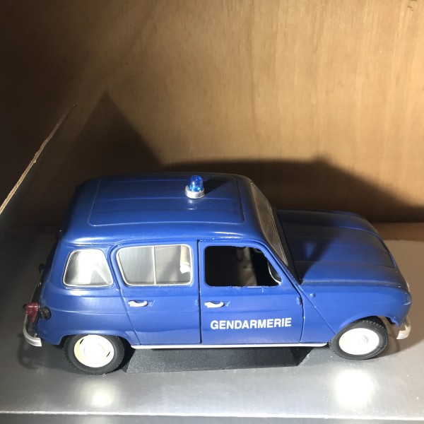 Renault 4 L Gendarmerie SOLIDO Prestige