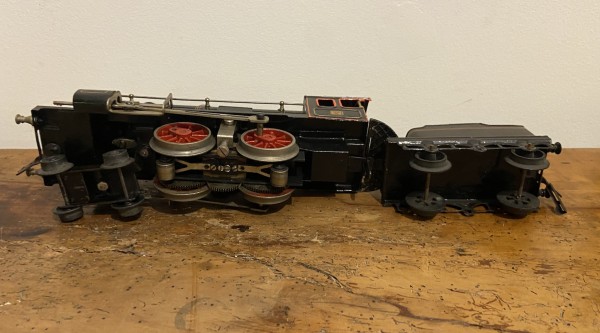 Locomotive Bing 2-2-0 GBN Moteur électrique avec son tender Echelle O