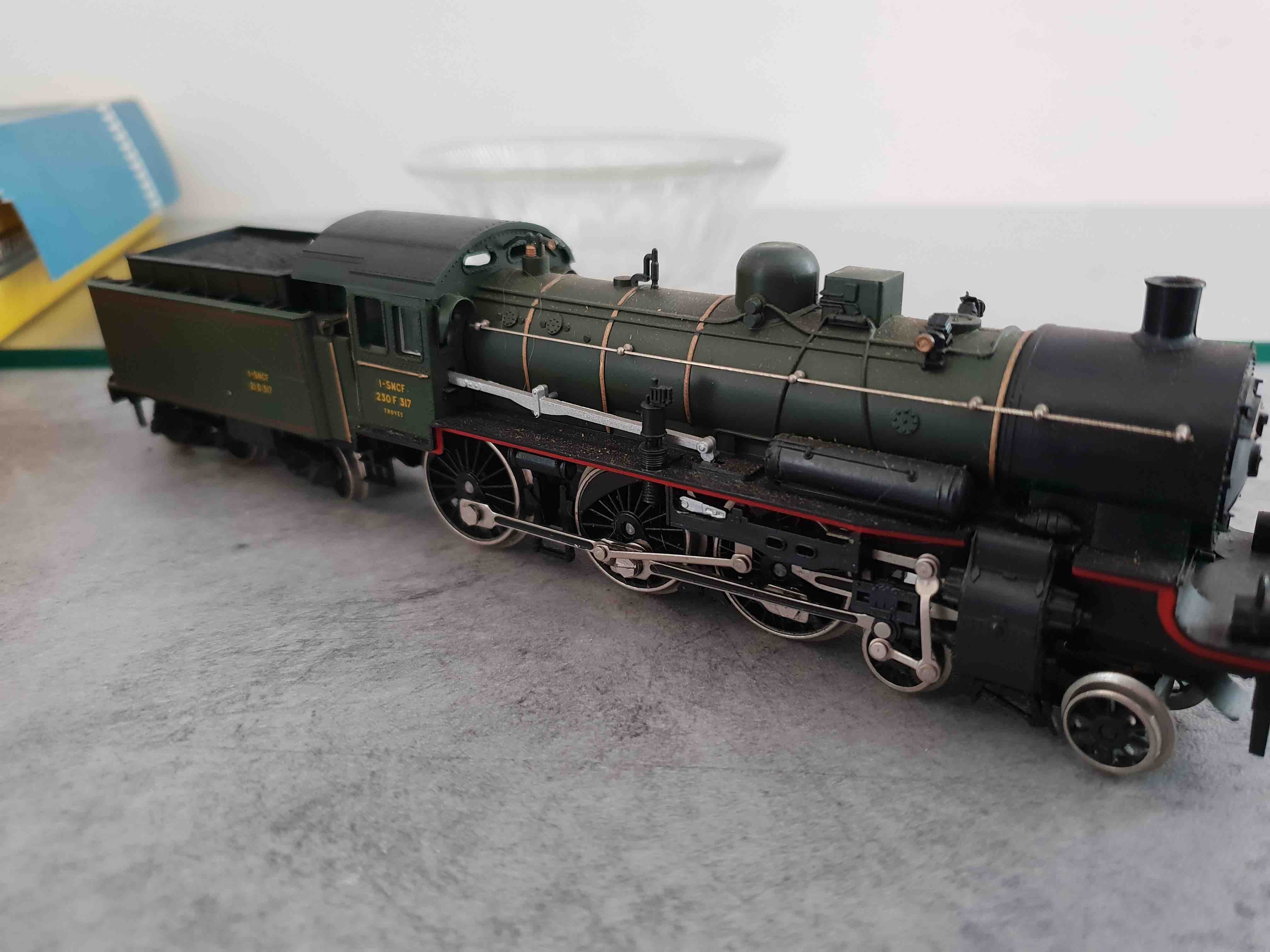 TRIX EXPRESS 2406 LOCOMOTIVE