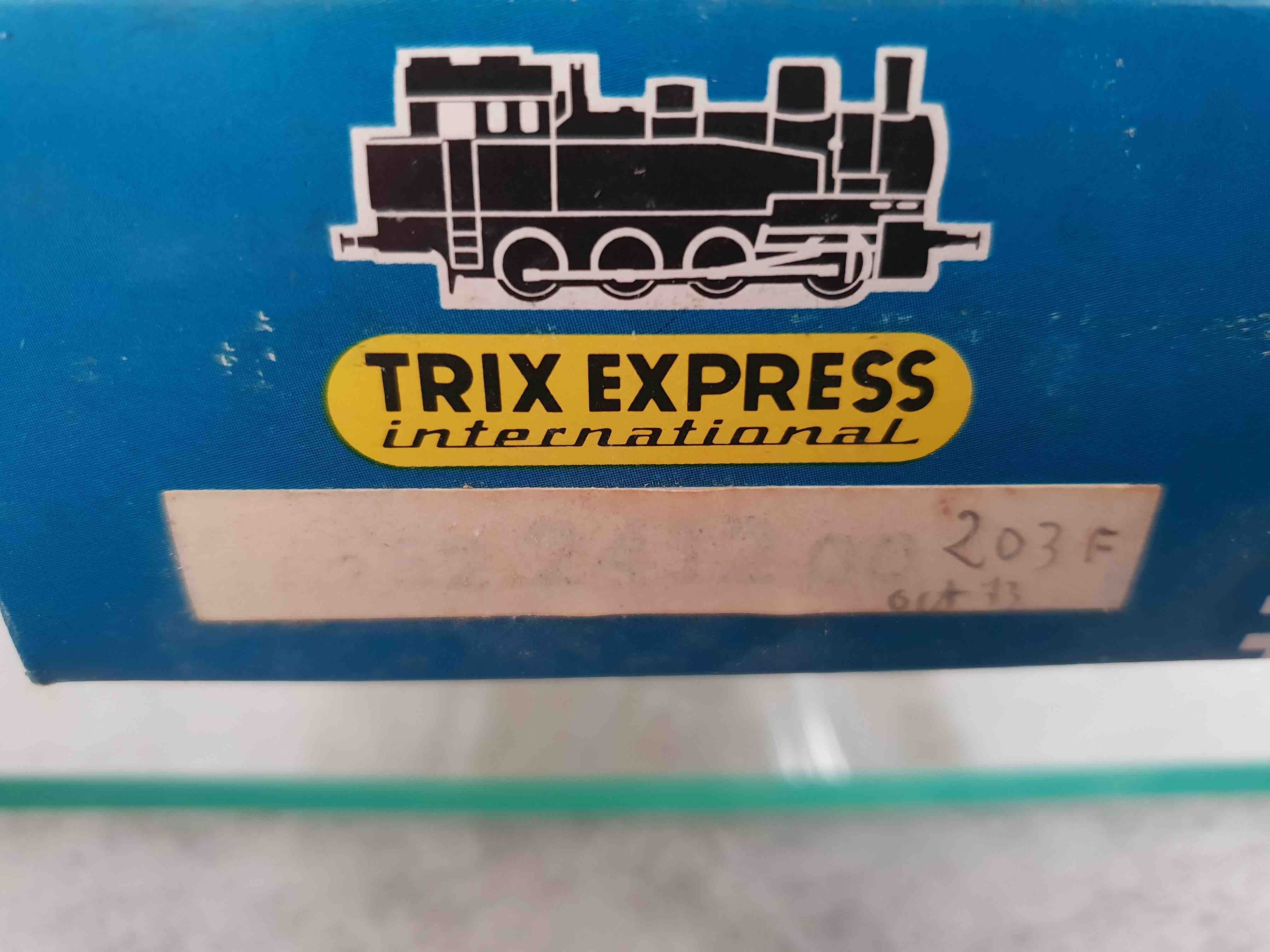 TRIX EXPRESS 2412 LOCOMOTIVE