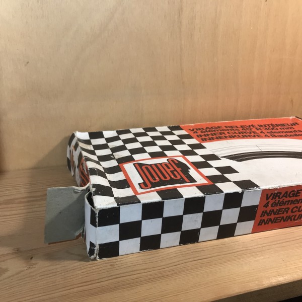 4 virages relevés intérieurs 45°R 300mm Jouef réf 3430