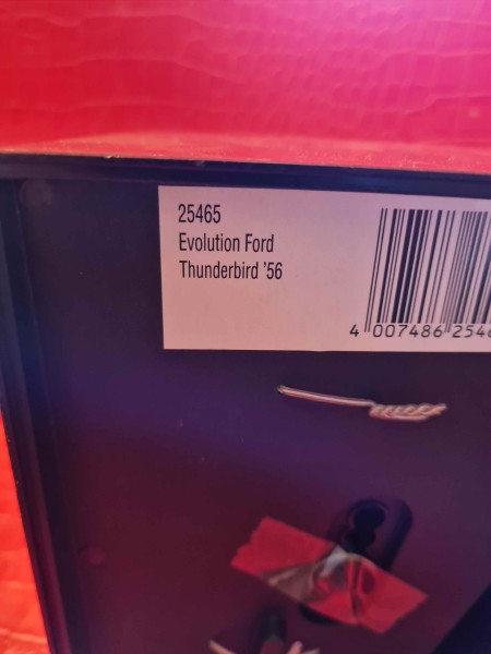 EVOLUTION FORD THUNDERBIRD 1956 CARRERA REF 25465