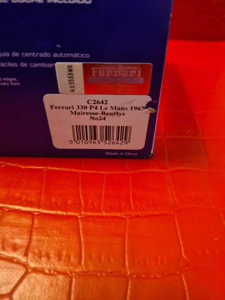 FERRARI 330 P4 LE MANS 1967 SCALEXTRIC REF C2642