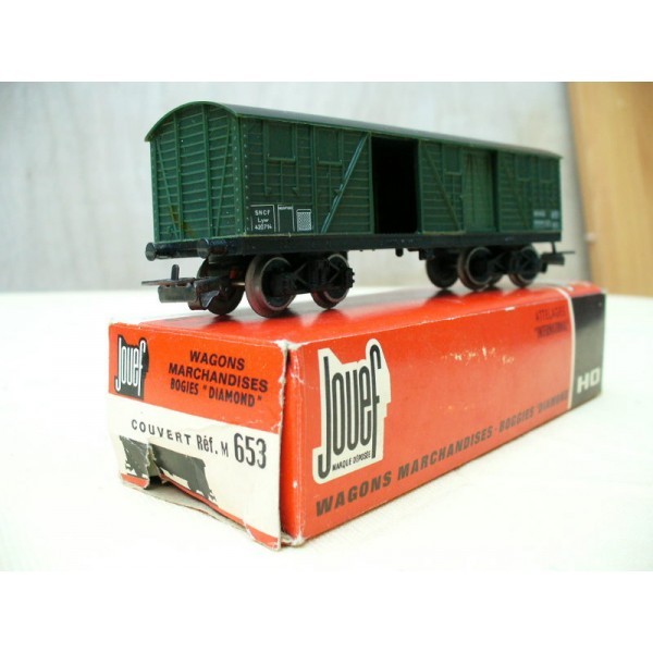 Wagon bogies diamond couvert