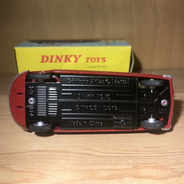 DS19 Grenat Modèle 1963 DINKY TOYS 530