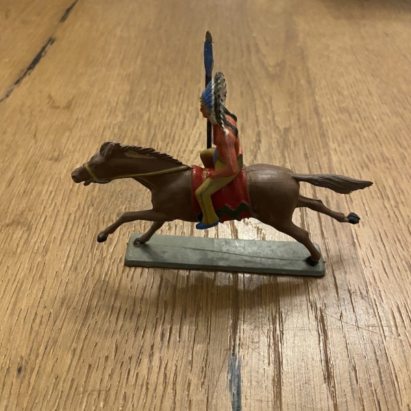 CHEF INDIEN cheval au galop STARLUX