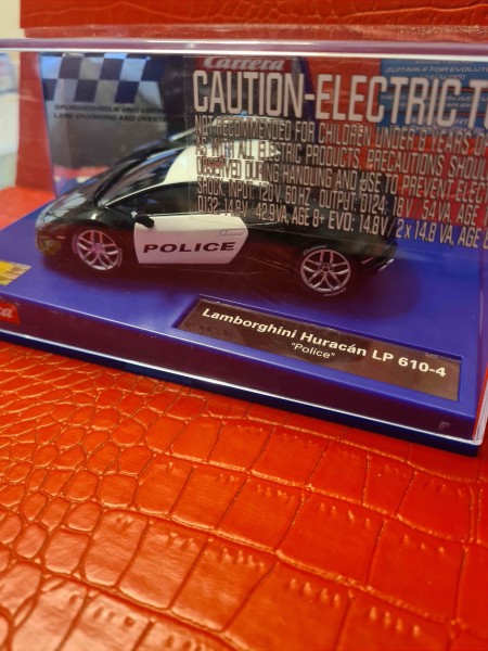 LAMBORGHINI HURACAN LP 610-4 POLICE CARRERA DIGITAL 132 REF 30854