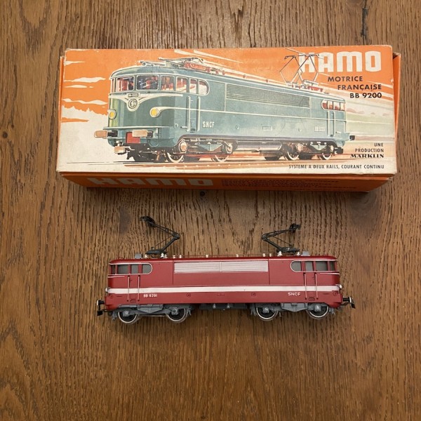 Locomotive BB 9200 Le Capitole  Marklin Hamo  8359