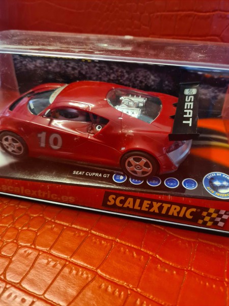 SEAT CUPRA GT ROUGE 6158 SCALEXTRIC REF 6158