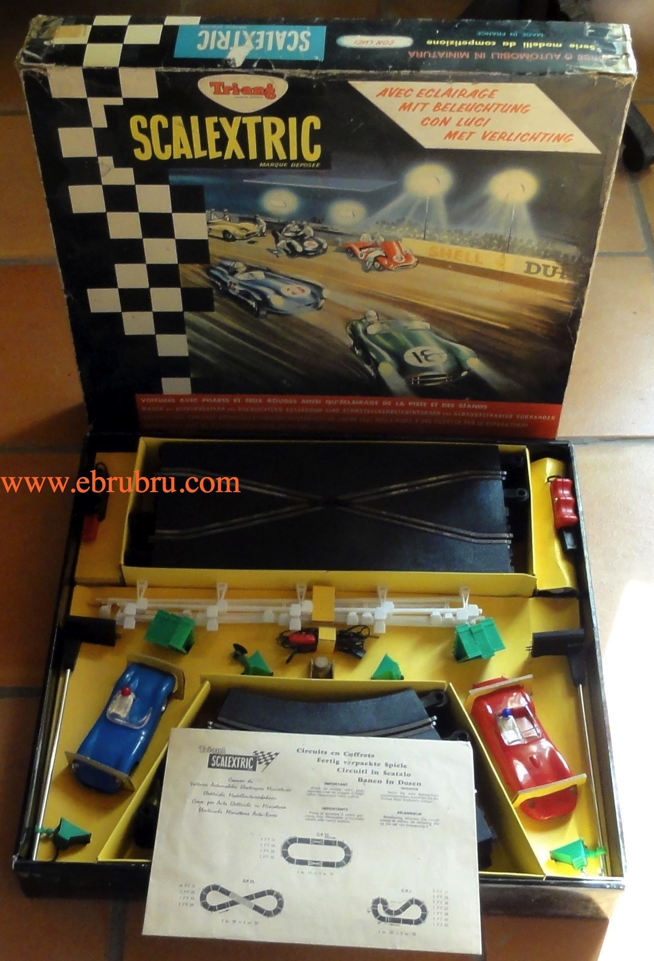 Coffret CM34 Scalextric avec eclairage rare