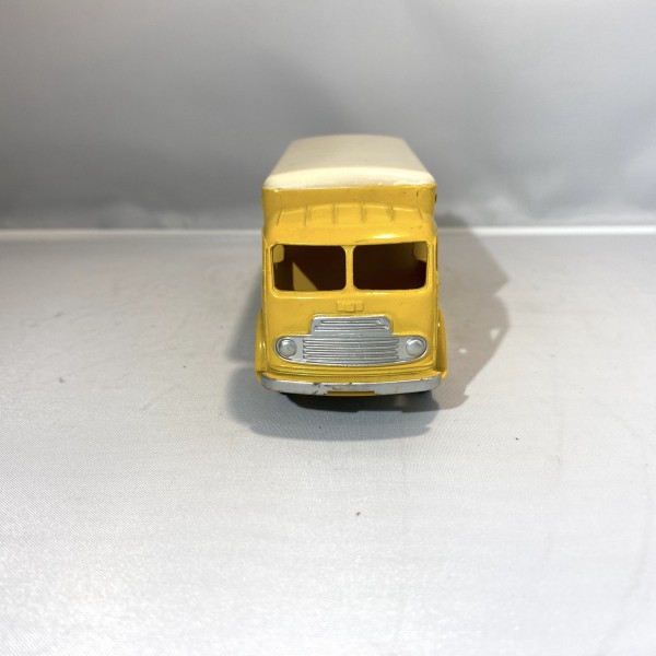 Camion Simca Cargo DINKY TOYS Réf 33