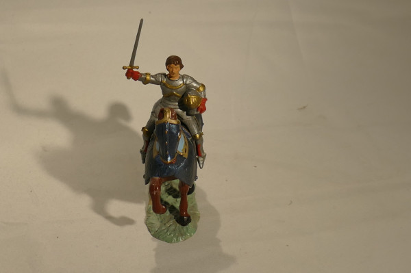  cavalier - caparaçon bleu Jeanne d'arc épée et casque Starlux 6201 bis