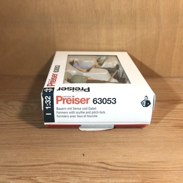 Fermiers avec faux et fourche PREISER 63053