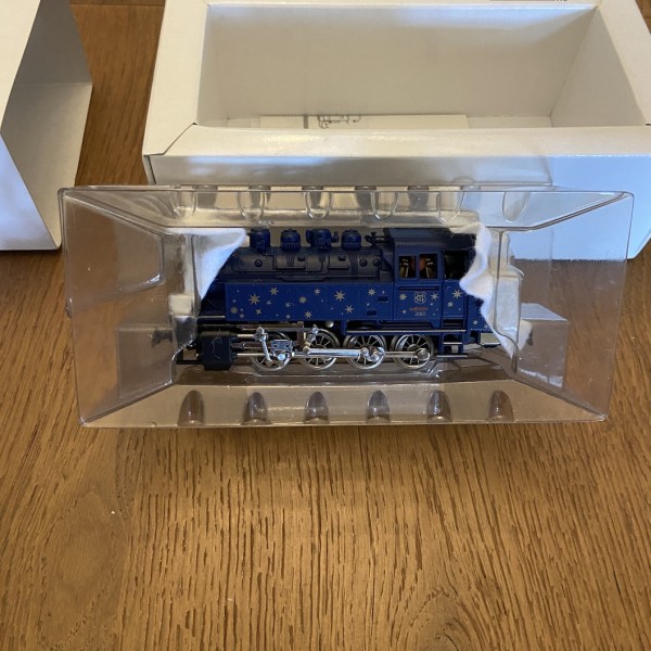 Marklin le train de Noel ref 30321  7 pièces   Weihnachtszug