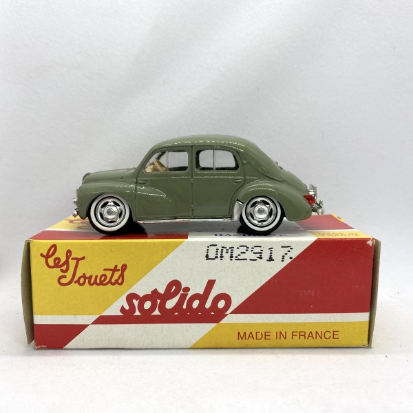 RENAULT 4 CV BERLINE 1954  SOLIDO