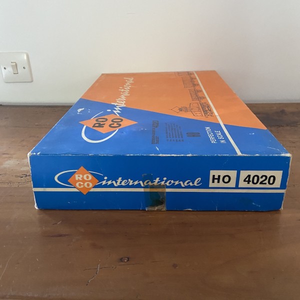 SET TRAIN ROCO 4020 HO  AVEC LOCOMOTIVE BR 169