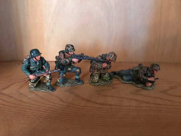 Soldats allemands avec MG42 King & Country WS051