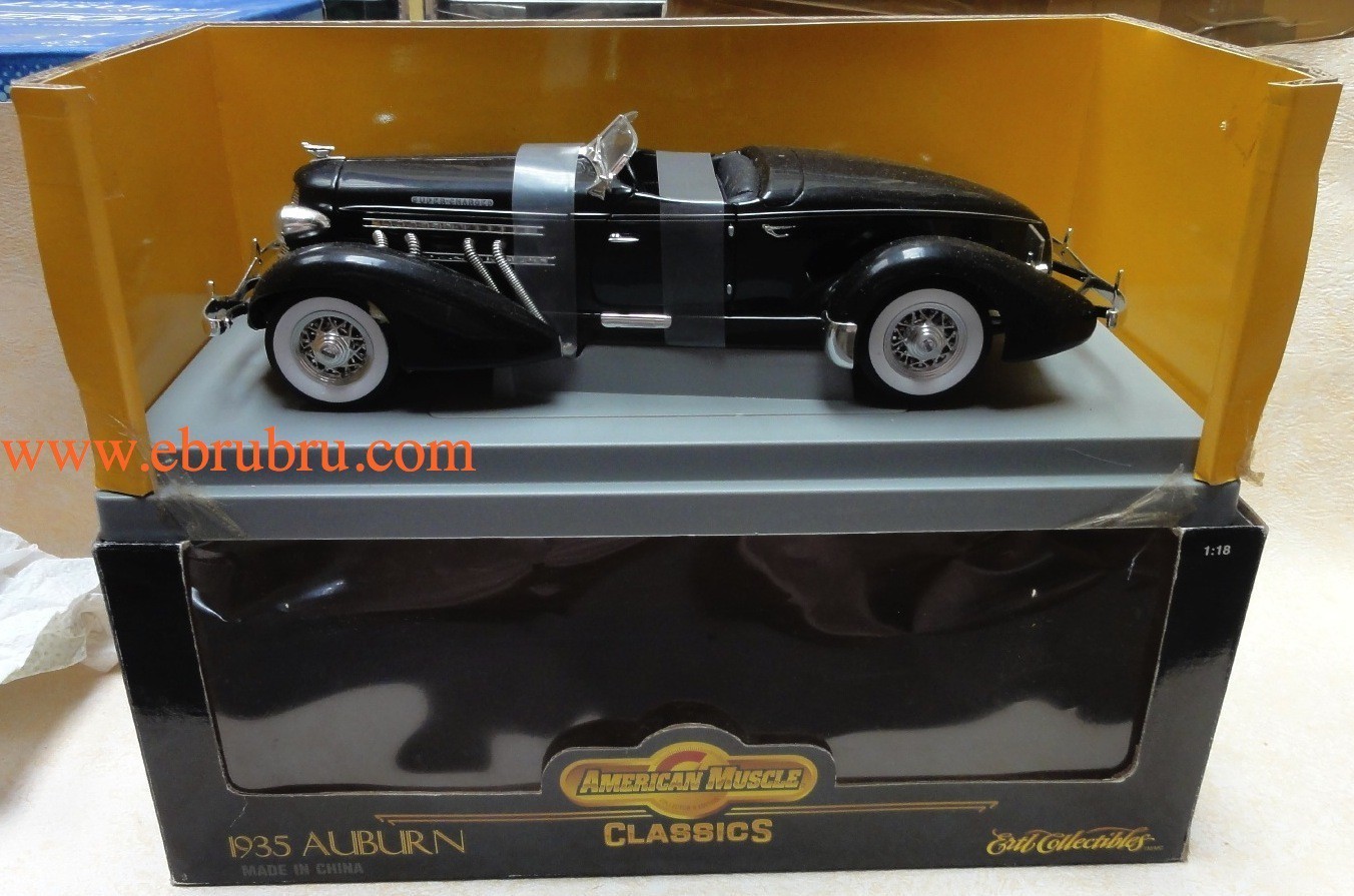 VOITURE ERTL AMERICAN MUSCLE  1935 Auburn Speedster 851 noire ref 7994