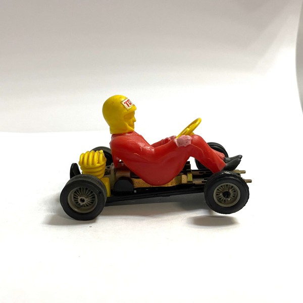 Kart  rouge Jouef record 64 ref 3681