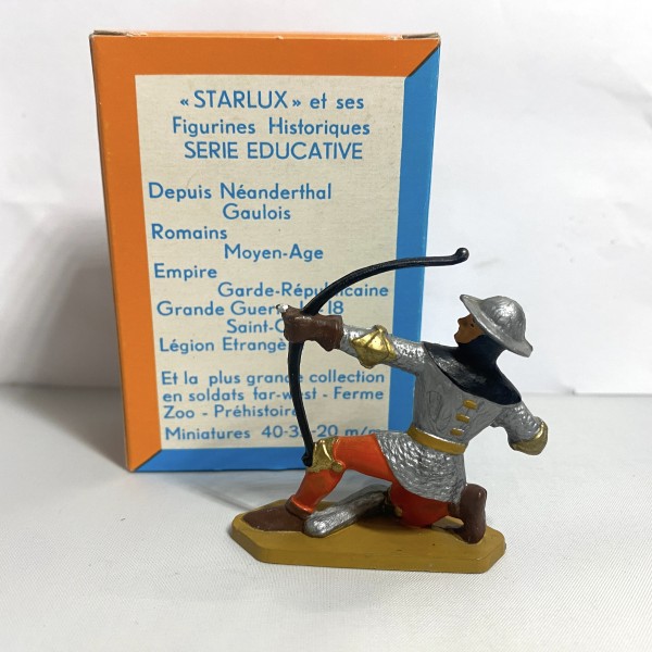 FRANC ARCHER A GENOUX PIED GRIS STARLUX  MOYEN ÂGE 6051
