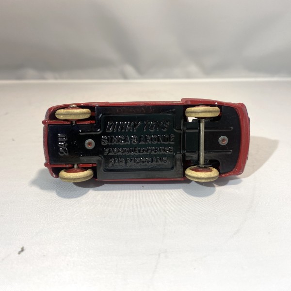 Simca 9 Aronde Taxi DINKY TOYS réf 24U