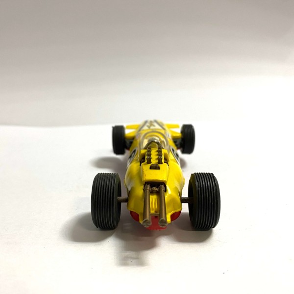 Lotus F1 coque jaune et châssis rouge JOUEF