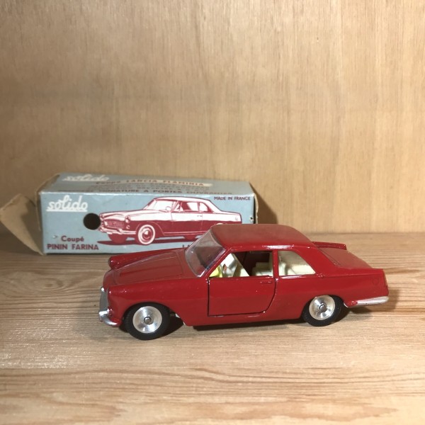 Lancia Flaminia Coupé Pinin Farina Rouge SOLIDO