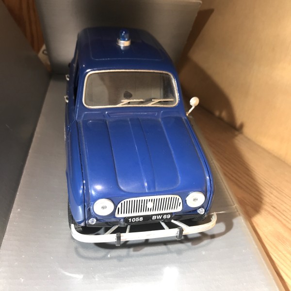 Renault 4 L Gendarmerie SOLIDO Prestige