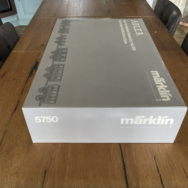 RAIN DE PASSAGERS ADLER 1835 EP. I DE MARKLIN 5750 ÉCHELLE 1.