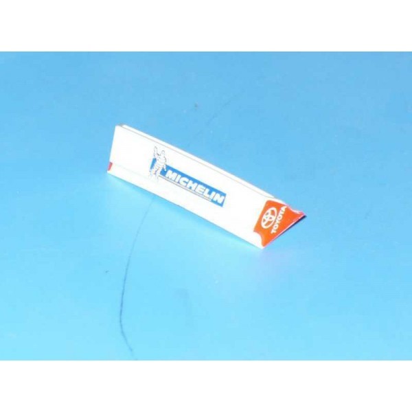 Aileron Corolla Michelin