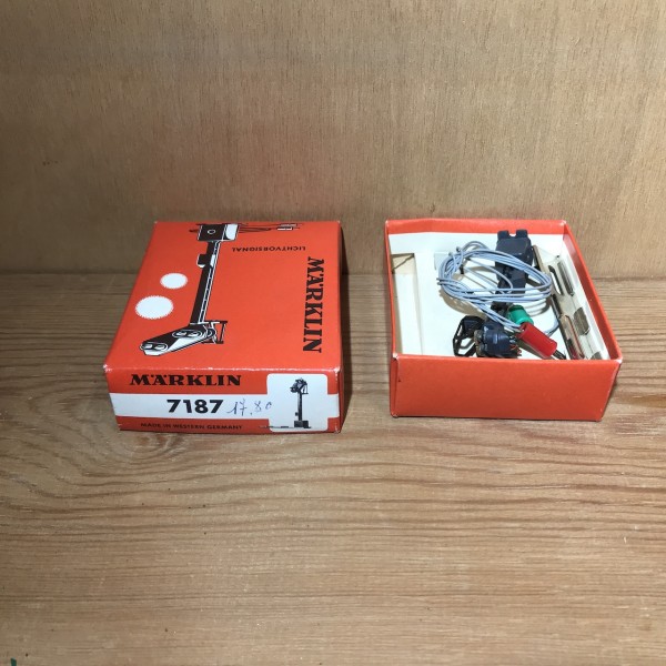 Signal lumineux MARKLIN 7187