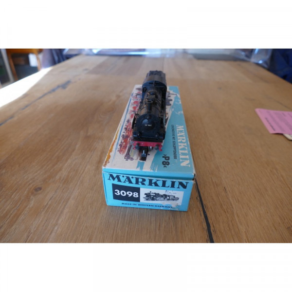 MARKLIN 3098 HO LOCOMOTIVE VAPEUR P8  DB N° 38  1807 AVEC TENDER