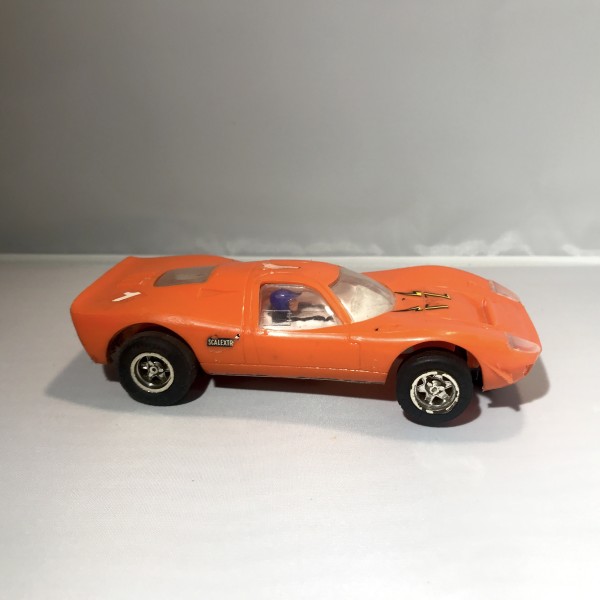 Ford Mirage orange SCALEXTRIC Réf C15