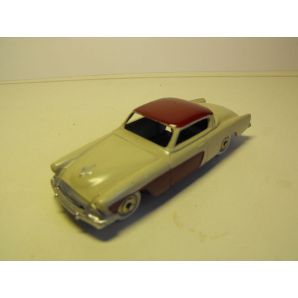 STUDEBAKER COMMANDER