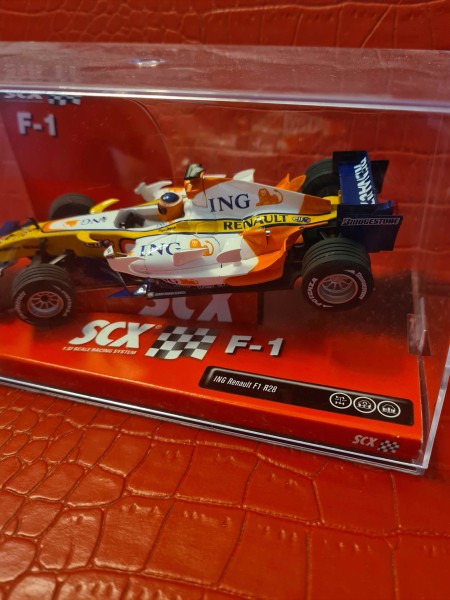 ING RENAULT F1 TEAM SCALEXTRIC SCX REF 63320