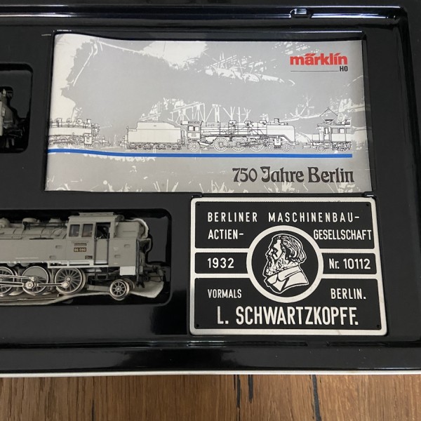 Märklin 3100 - Ho  3 locomotives 750 J. Berlin DRG peinture photo