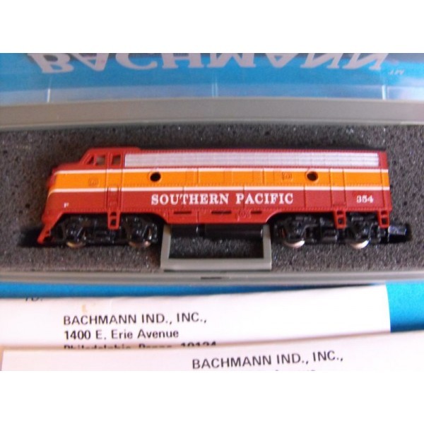 MOTRICE DOUBLE EMD F7A ET F7B SOUTHERN PACIFIC