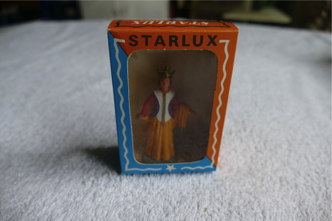 DAME NOBLE PIEDS BLANC STARLUX  MOYEN ÂGE REF 6026