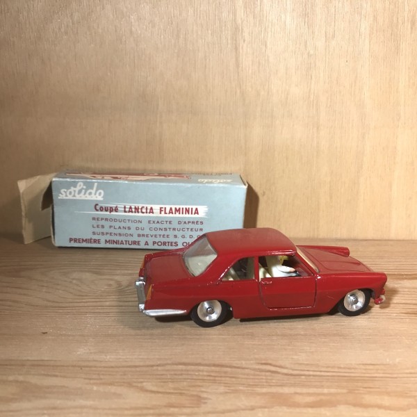 Lancia Flaminia Coupé Pinin Farina Rouge SOLIDO