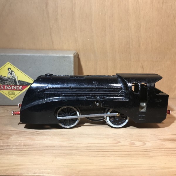 Locomotive noire Le Rapide Louis Roussy LR