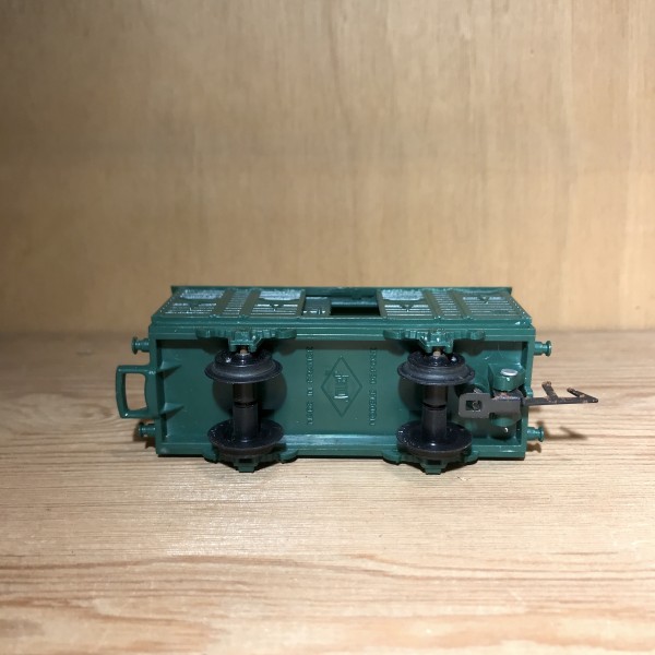 Wagon marchandises couvert Vert JOUEF