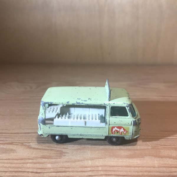 Commer Bottle Float no 21 MATCHBOX Lesney