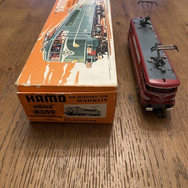 Locomotive BB 9200 Le Capitole  Marklin Hamo  8359