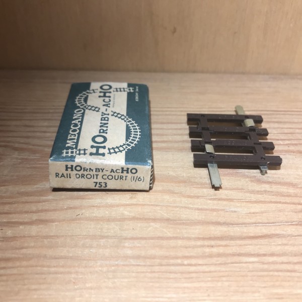 Rail droit court (1/6)