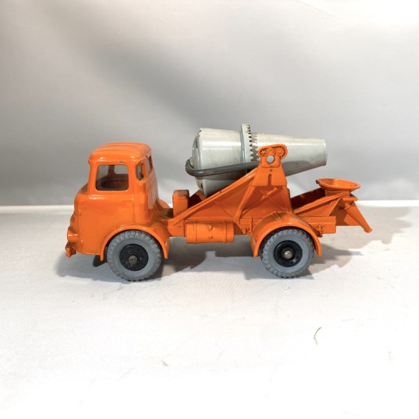 Albion Chieftain DINKY Supertoys 960