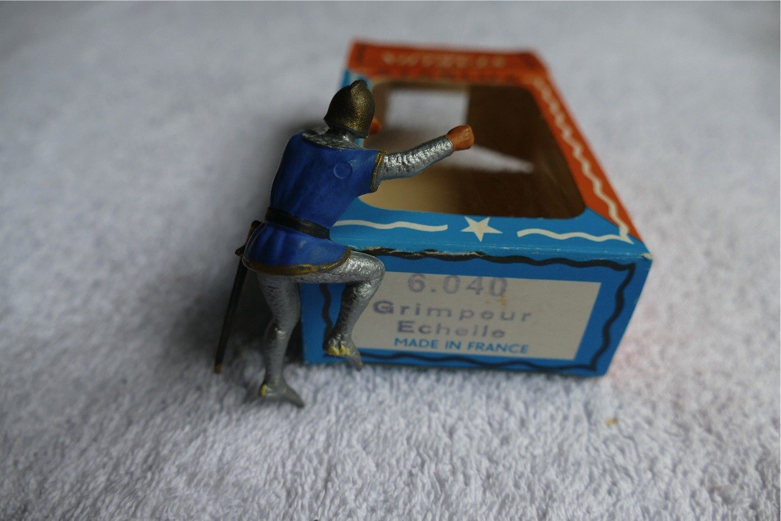 GRIMPEUR STARLUX MOYEN AGE RÉF 6040 TUNIQUE BLEUE