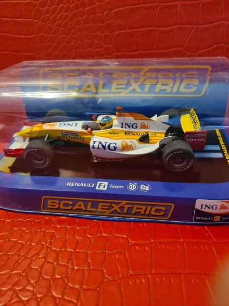RENAULT F1 2009 NO 7 FERNANDO ALONSO SCALEXTRIC REF C2987