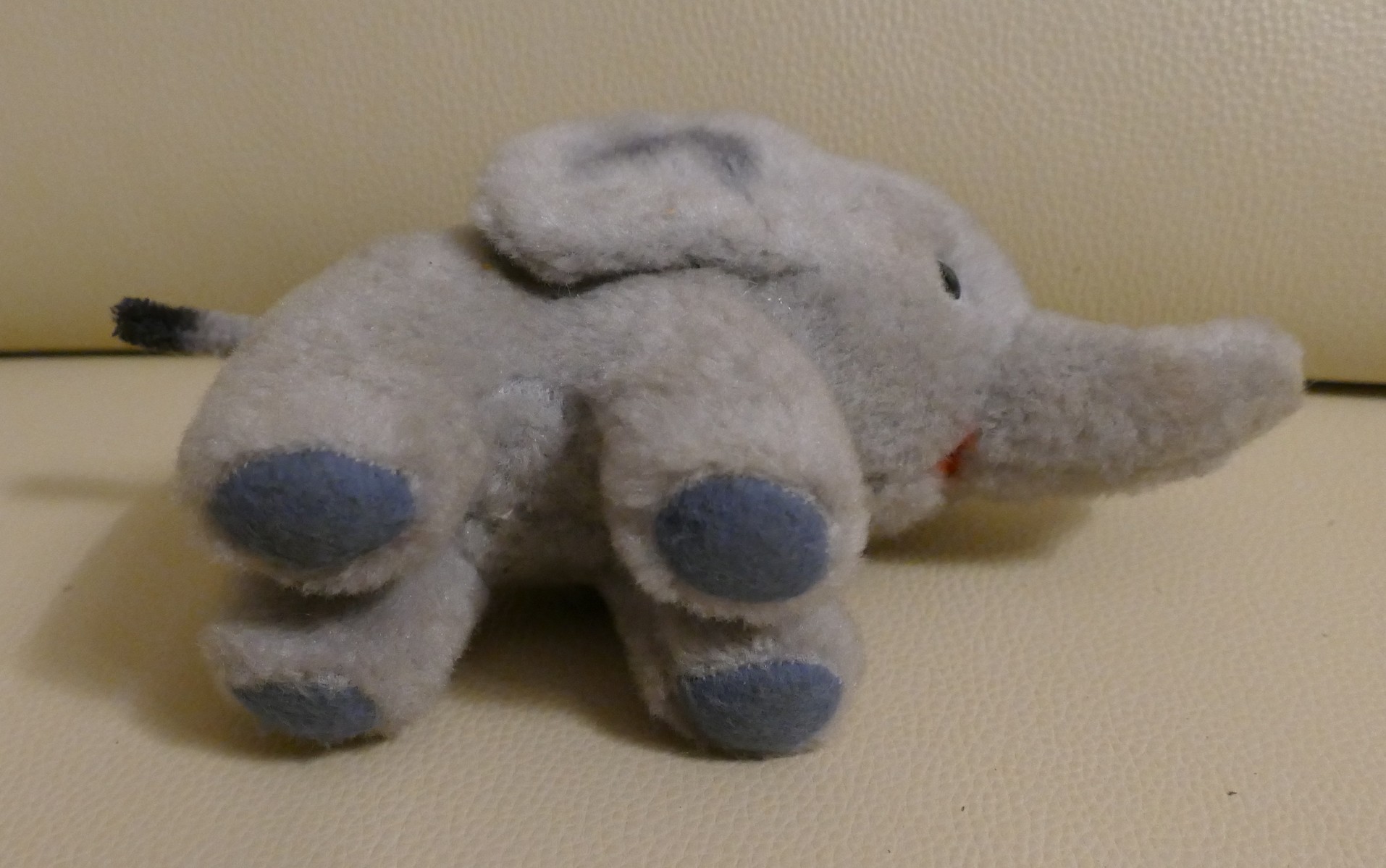 Vintage   schöner alter Schuco Elephant  bigo-bello